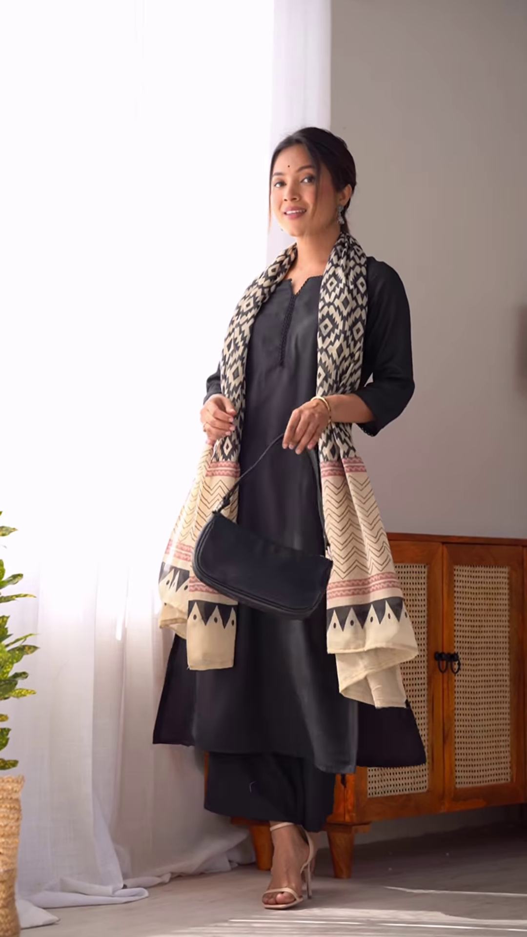 Floral Hand-Painted Kurta Set – 4 Elegant Shades - Image 3