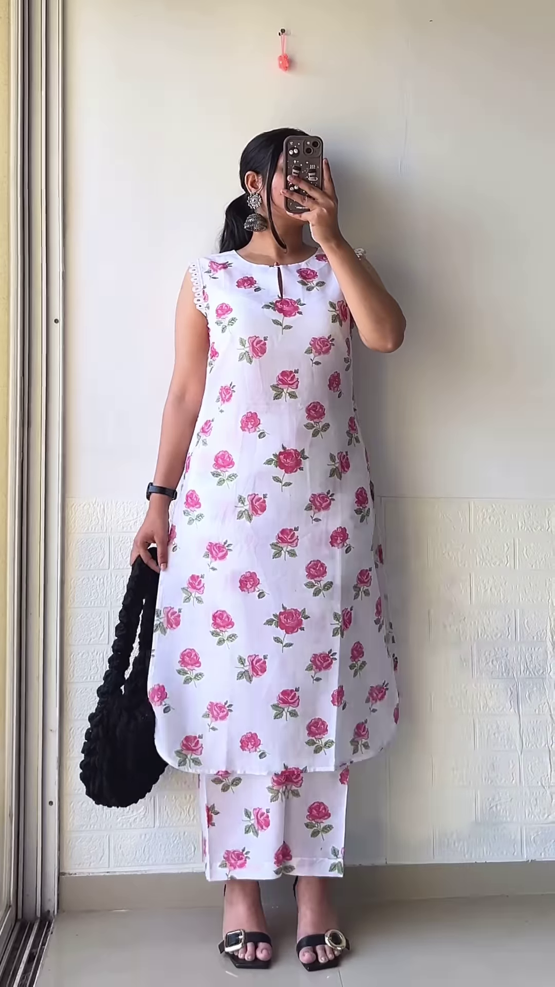 Elegant Black Floral Printed Kurta Set - Image 6