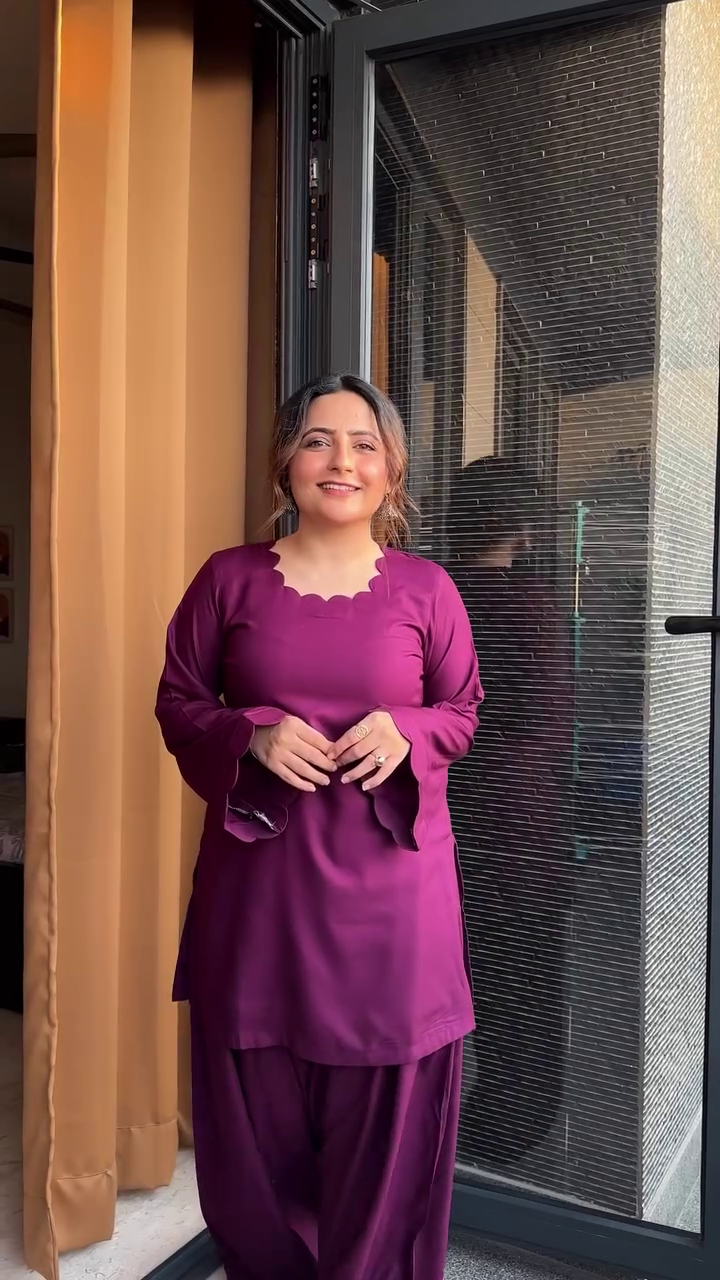 Elegant Green Satin Kurta Set – Luxe Comfort & Grace - Image 3