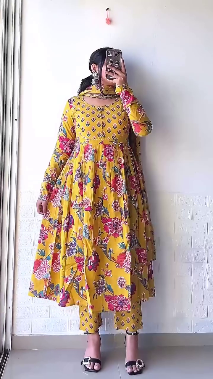 Elegant Maroon Printed Anarkali Set with Dupatta – Timeless Ethnic Grace - Image 4