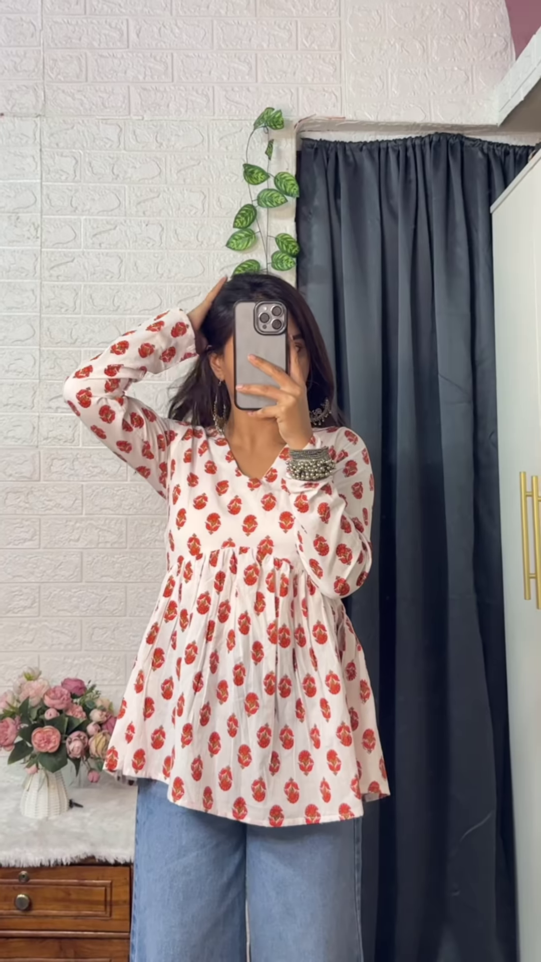 Breezy Floral Peplum Top – Casual Elegance with a Feminine Touch