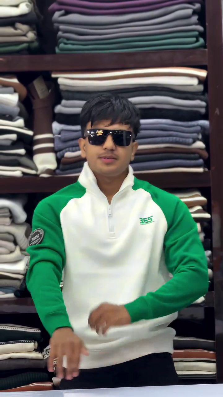 Premium Sweatshirt – Sporty Look with Everyday Comfort - Image 9