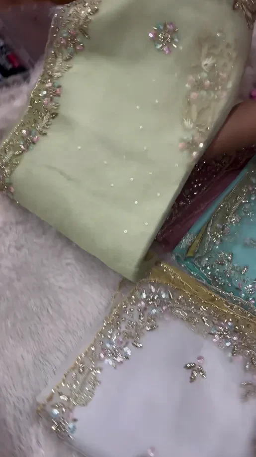 Designer Party Wear Ready to Wear Saree - Image 4